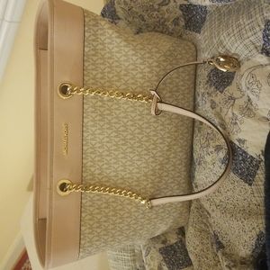 Michael Kors tote